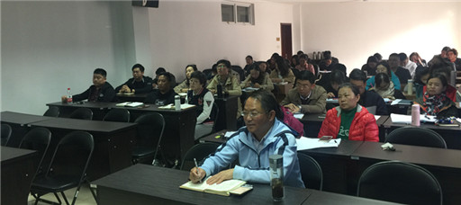 麻豆传媒
组织学工干部专题培训